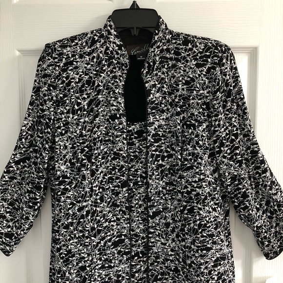 Two piece black, white and silver twin set - Picture 2 of 9